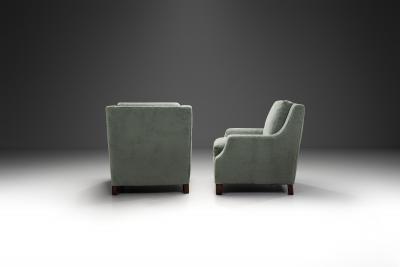 Pair of Art Deco Modernist Armchairs Europe 1940s