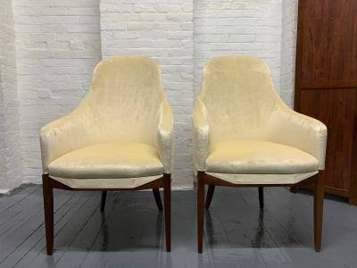 Pair of Art Deco Walnut Side Chairs in Mohair