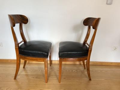 Pair of Biedermeier Shovel Chairs Walnut Black Leather Austria circa 1820