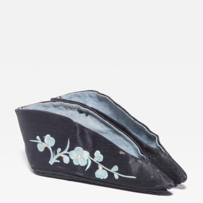 Pair of Black Plum Blossom Lotus Slippers