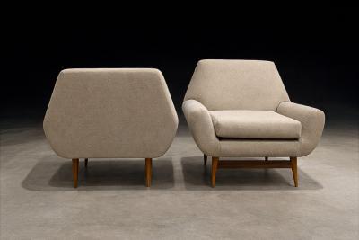 Pair of Brazilian Modern Cavi na Wood Lounge Chairs Brazil 1950s