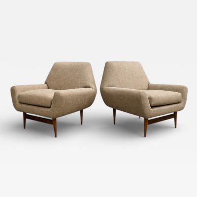 Pair of Brazilian Modern Cavi na Wood Lounge Chairs Brazil 1950s