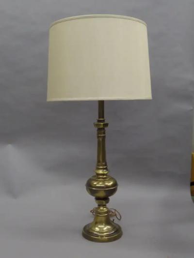Pair of British Mid Century Modern Neoclassical Brass Baluster Table Lamps