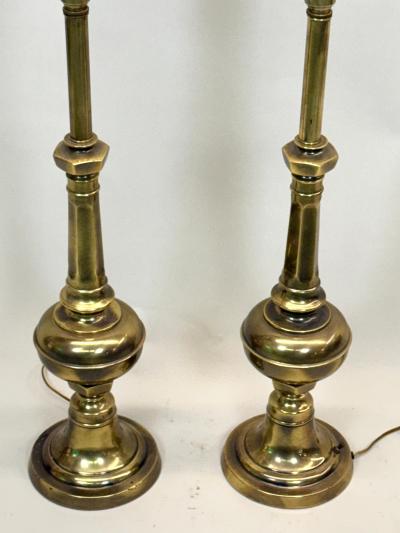 Pair of British Mid Century Modern Neoclassical Brass Baluster Table Lamps