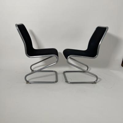 Pair of Cantilever Z Chairs Steeltube and Black Fabric Italy circa 1970
