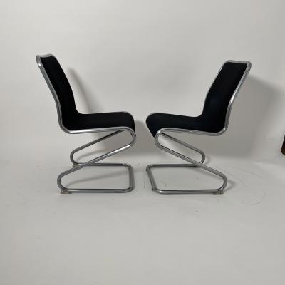 Pair of Cantilever Z Chairs Steeltube and Black Fabric Italy circa 1970