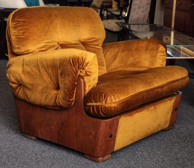 Pair of Chairs made in Italy in 1960s