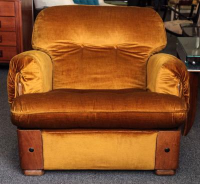 Pair of Chairs made in Italy in 1960s