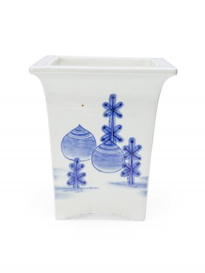 Pair of Chinese Blue and White Porcelain Pots