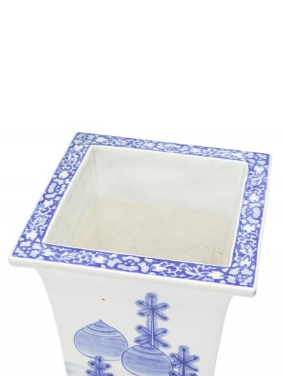 Pair of Chinese Blue and White Porcelain Pots