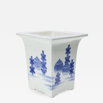Pair of Chinese Blue and White Porcelain Pots