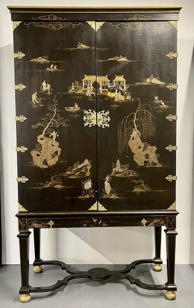 Pair of Chinese Griswold Cabinets Armoires Dessin Fournir Chinoiserie