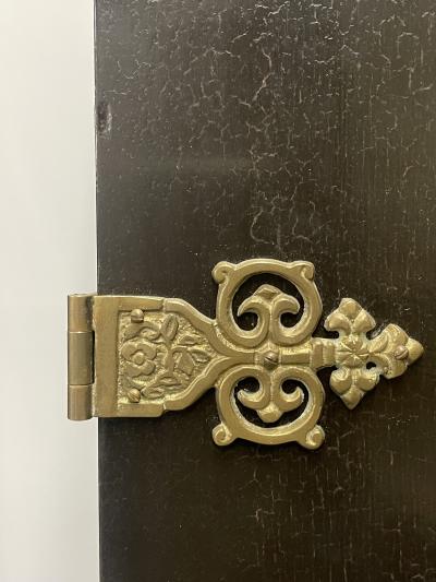 Pair of Chinese Griswold Cabinets Armoires Dessin Fournir Chinoiserie