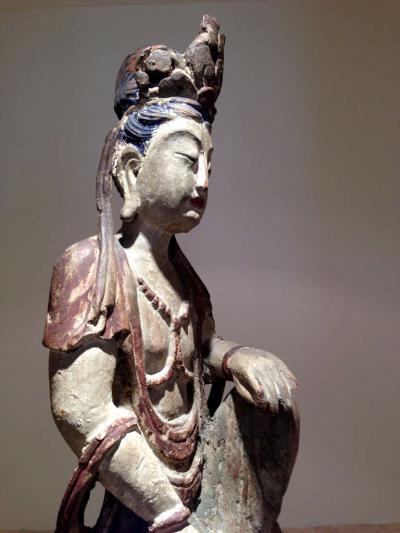 Pair of Chinese Wood Statues of Guanyin The Goddess of Mercy 
