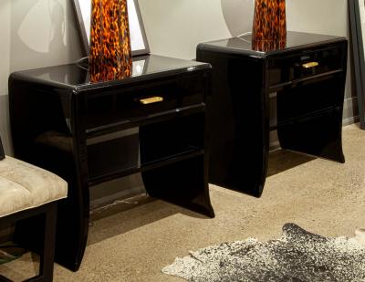Pair of Curved Black Modern End Tables