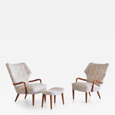 Pair of Danish Cabinetmaker Armchairs in Leli vre Boucl Oak and Teak 1950s