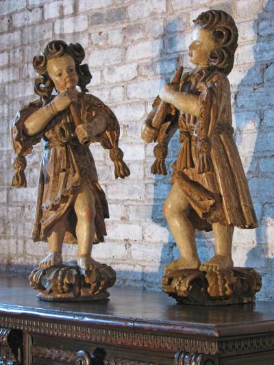 Pair of Early 18th Century Baroque Polychrome Sculptures of Musicians