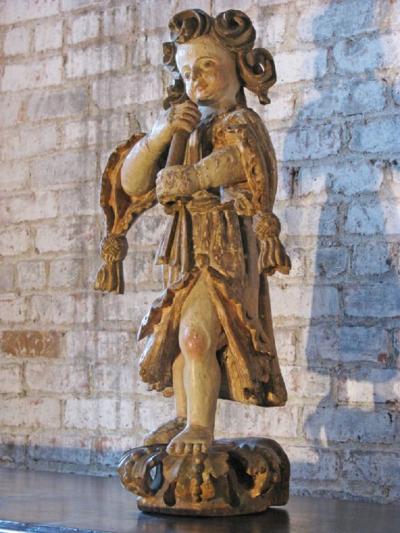 Pair of Early 18th Century Baroque Polychrome Sculptures of Musicians