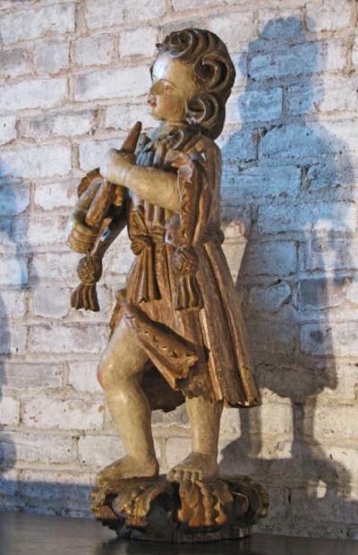 Pair of Early 18th Century Baroque Polychrome Sculptures of Musicians