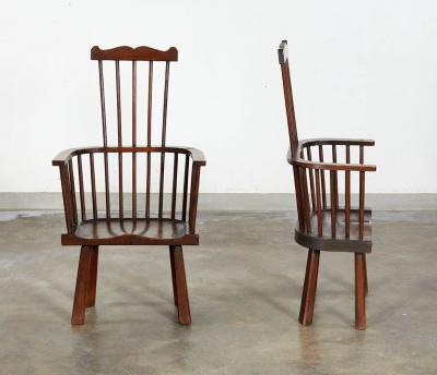 Pair of English Arts Crafts Windsor Armchairs c 1900