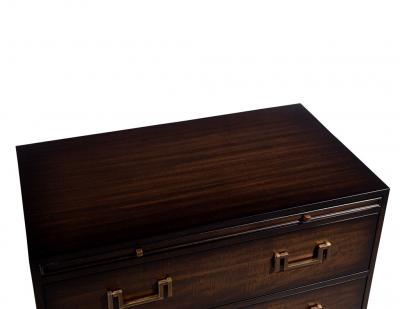 Pair of English Traditional Style Mahogany Nightstand Chests