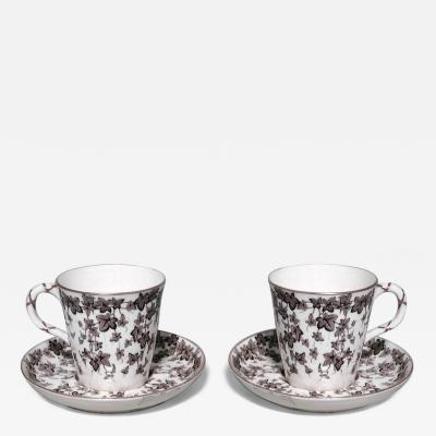 Pair of English Victorian Porcelain Teacups and Saucers