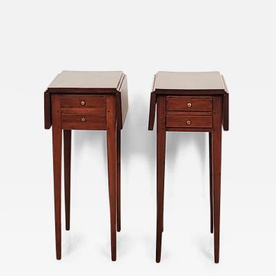 Pair of Federal American Side Tables in Cherry and Poplar circa 1820