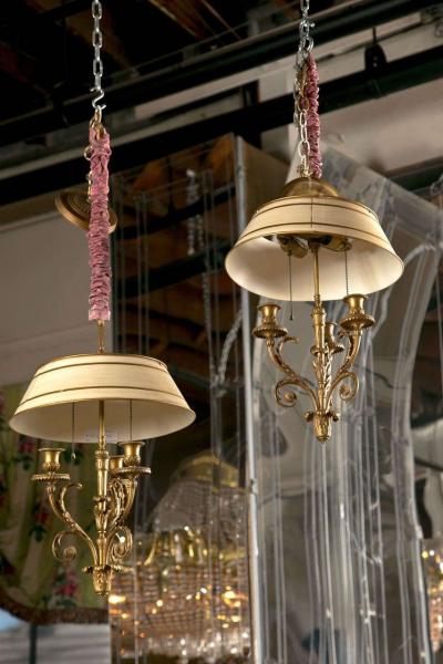 Pair of Finely Chased Bronze Dor Louis XV Style Chandeliers Three Candelabras