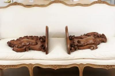 Pair of French 1760s Louis XV Period Walnut Wall Brackets with Rocailles Motifs