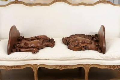 Pair of French 1760s Louis XV Period Walnut Wall Brackets with Rocailles Motifs