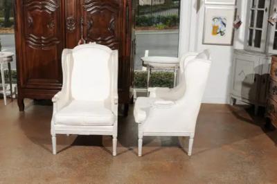 Pair of French 1890s Louis XVI Style Painted Wood Berg re Chairs with Upholstery