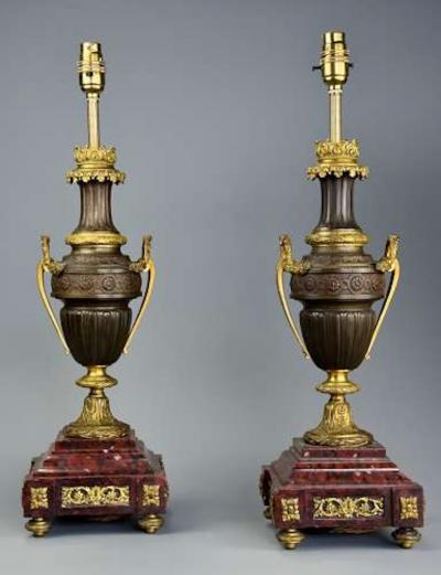 Pair of French 19thc fine quality bronze gilt bronze table lamps