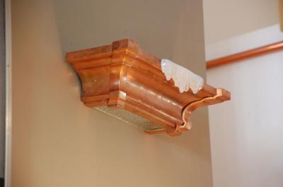 Pair of French Art Deco Copper and Opalescent Glass Icicle Sconces by Ezan