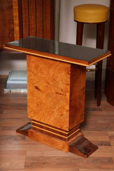 Pair of French Art Deco Side Tables