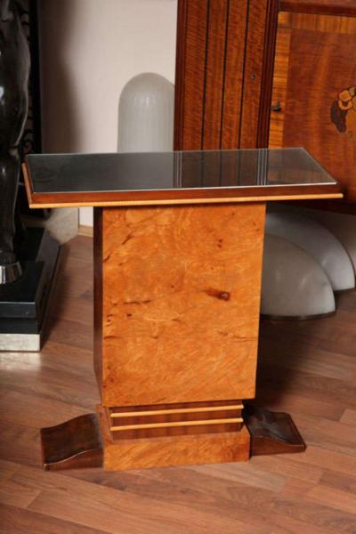 Pair of French Art Deco Side Tables