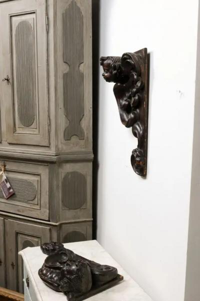 Pair of French Louis XIV Period 1690s Carved Cherub Appliques from Strasbourg