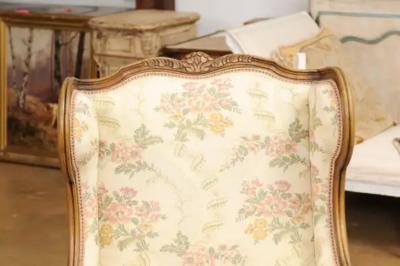 Pair of French Louis XV Style Berg res Oreilles with Carved Floral D cor