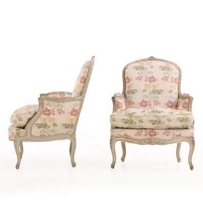 Pair of French Louis XV Style Painted Berg res C 1940
