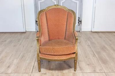 Pair of French Louis XVI Style Gilded Wood Berg res Chairs with Carved D cor