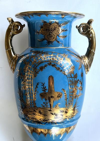 Pair of French Paris Porcelain Chinoiserie Gilt and Cerulean Blue Ground Vases