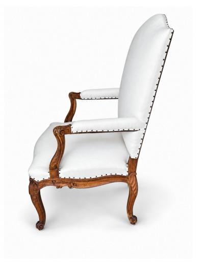 Pair of French Regence Style Armchairs in carved Walnut 19th Century