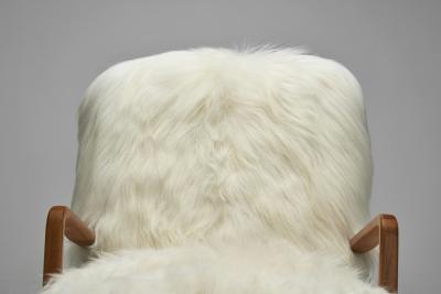 Pair of Italian Lounge Chairs in White Longhair Sheepskin Italy 1960s