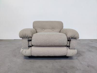 Pair of Italian Mid Century Modern Armchairs in Beige Boucle