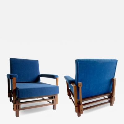 Pair of Italian Modern Walnut Armchairs ISA attributed to Gio Ponti
