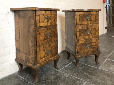 Pair of Italian Neoclassical late 18th Century Inlaid Comodini or Night stands