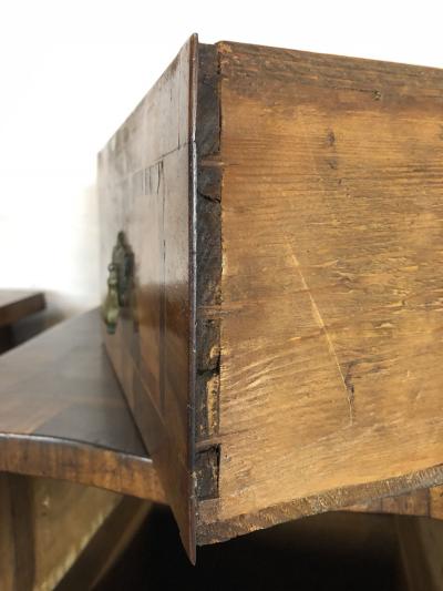 Pair of Italian Neoclassical late 18th Century Inlaid Comodini or Night stands