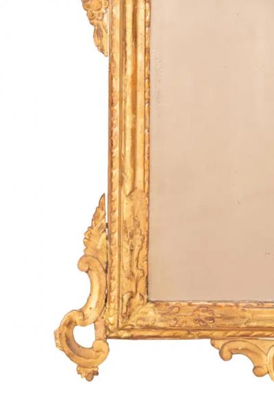 Pair of Italian Rococo Giltwood Mirrors