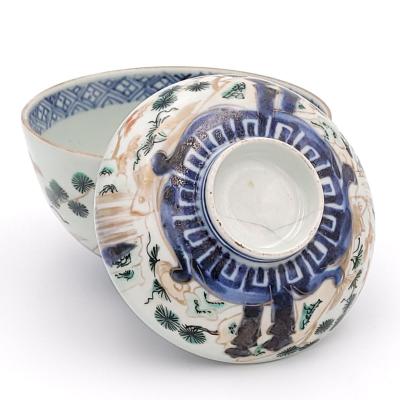 Pair of Japanese Imari Porcelain Covered Bowls circa 1880