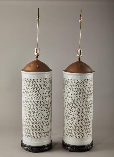 Pair of Japanese porcelain lamps