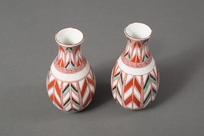 Pair of Kutani Ware Tokuri Sake Containers 